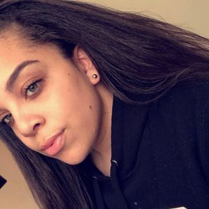 Meet your Posher, Victoria